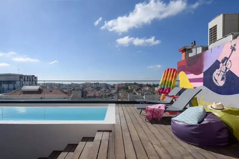 Moxy Lisbon City