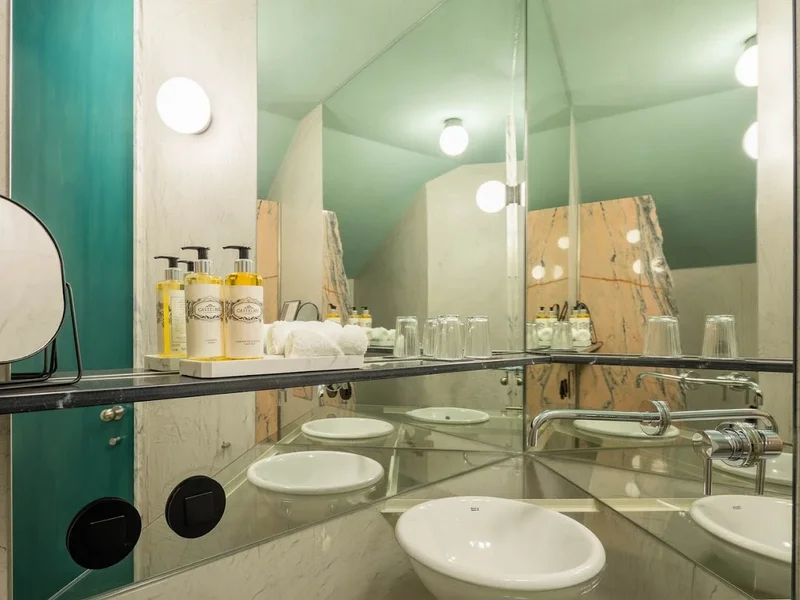 Covelo - The Original Rooms and Suites