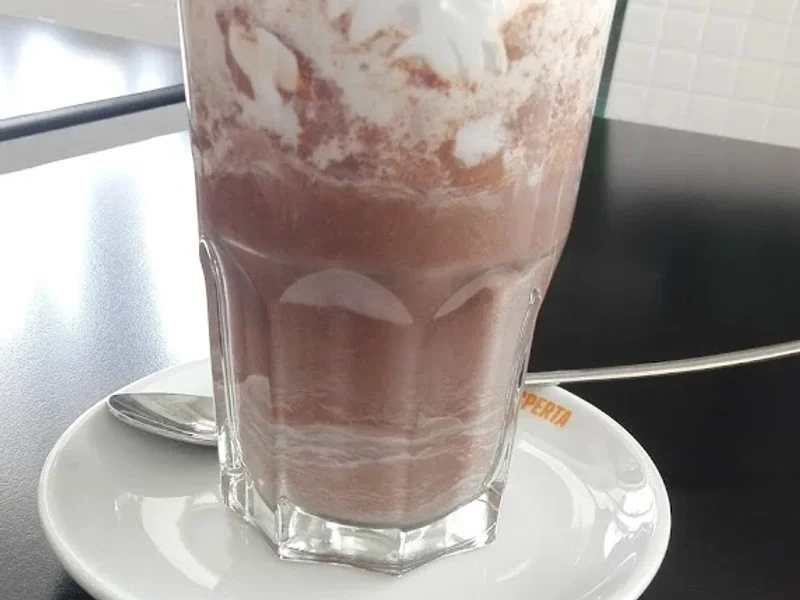 Tua Pastelaria Pão Quente