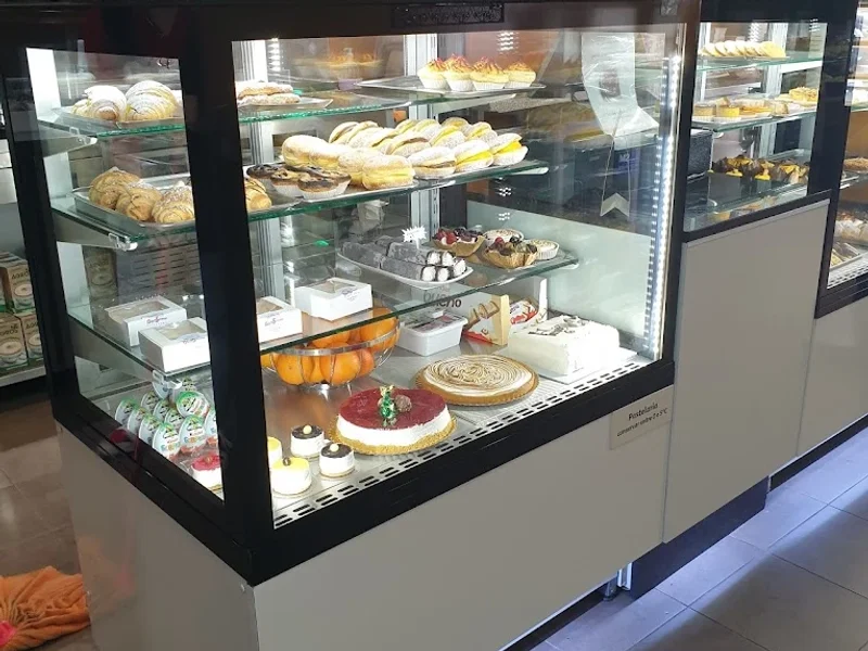 Bom Sucesso Pastelaria e Bolas do Tone