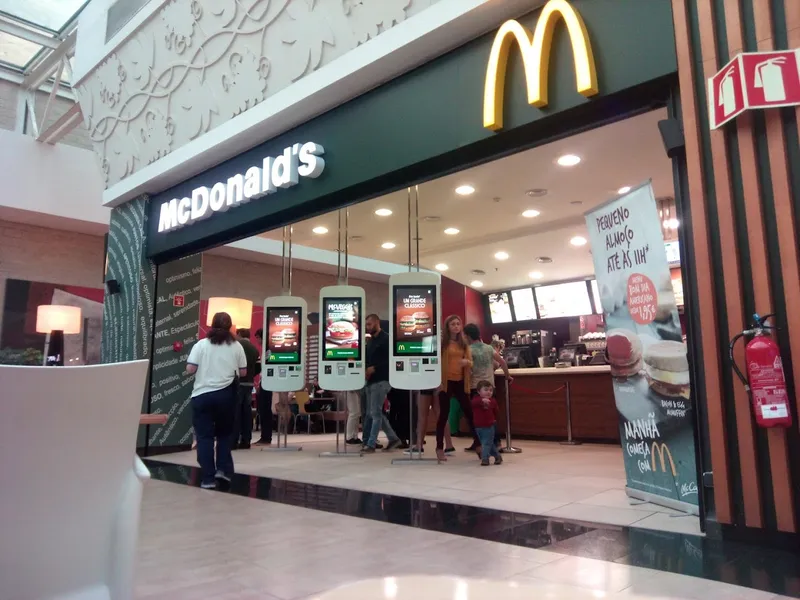 McDonald's - MadeiraShopping