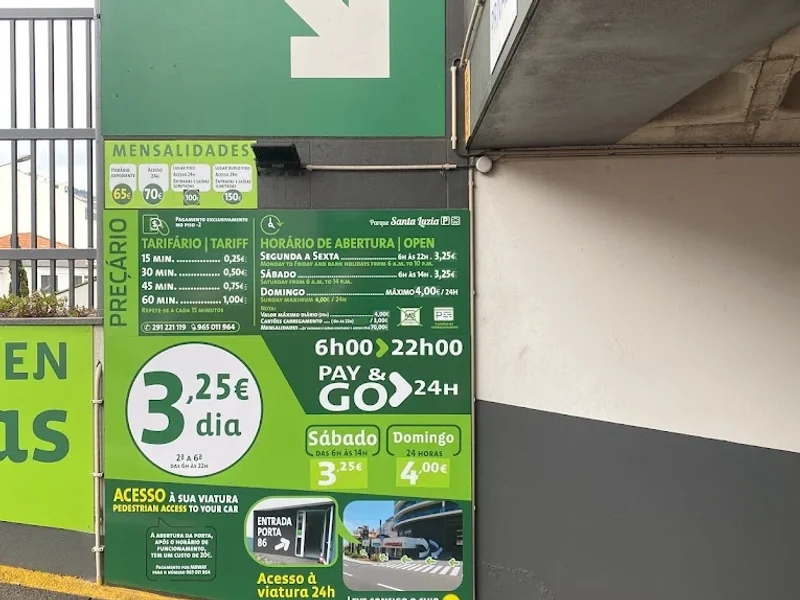 Parque de estacionamento Santa Luzia