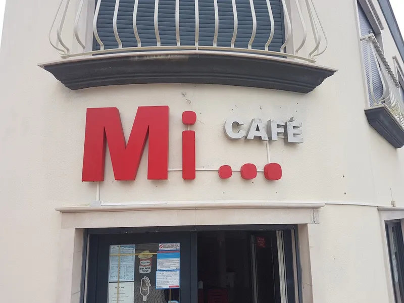 Mi... Café