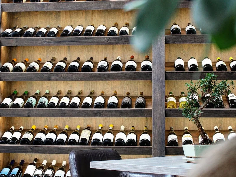 Wine Bar | Garrafeira Baga