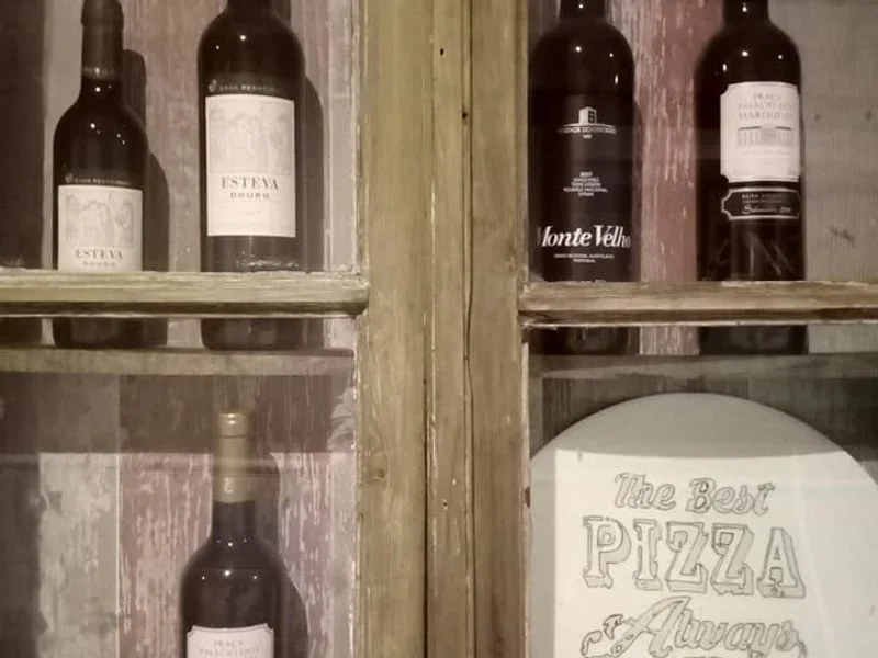 La Divina's Pizzeria