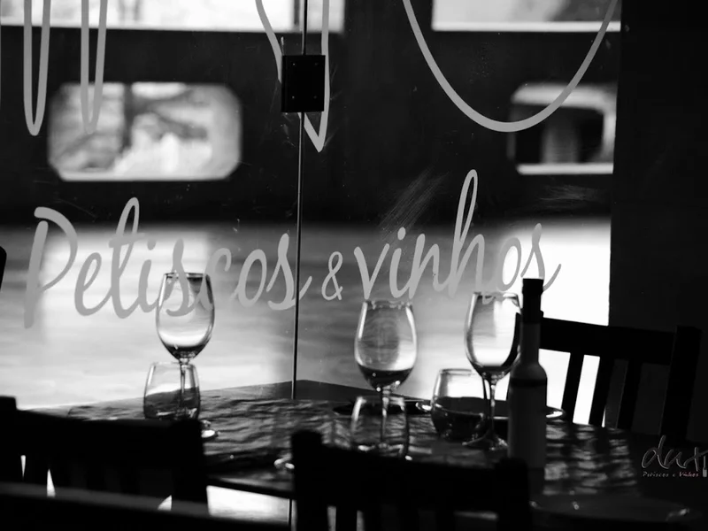 Dux Petiscos e Vinhos