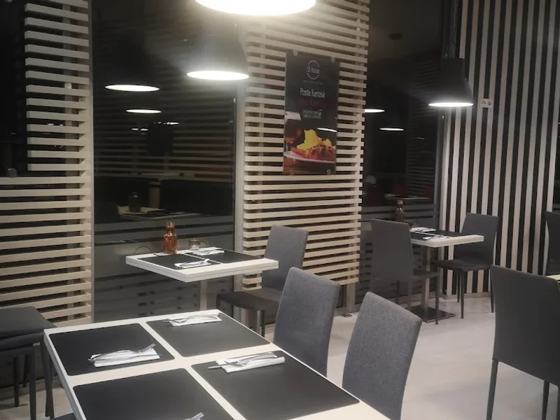 CB House - Casa do UaU Burger - Viseu