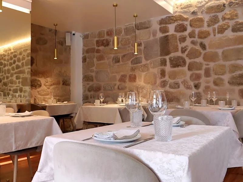 Restaurante Porta cozinha-tradicional