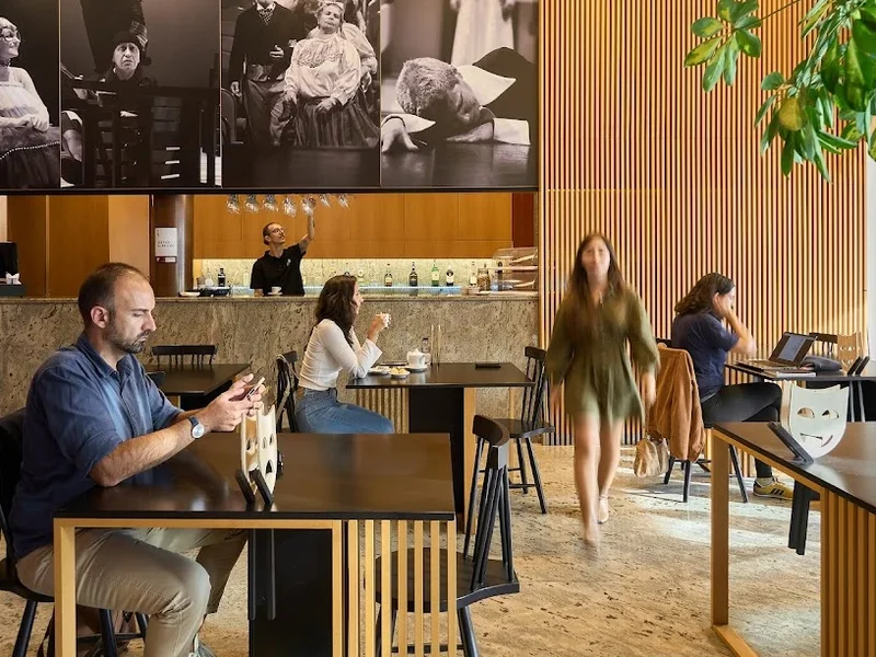 Café Concerto Do Teatro Municipal Sá De Miranda