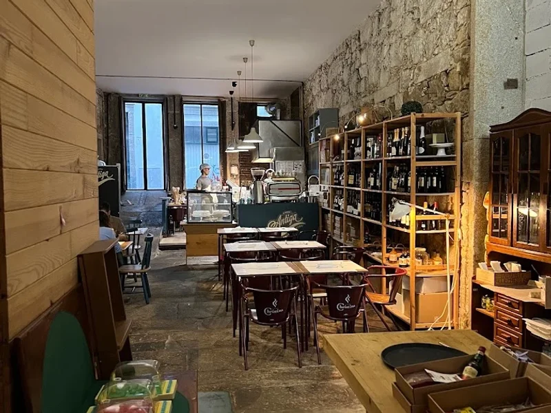 À Moda Antiga - Retro Market & Bistro