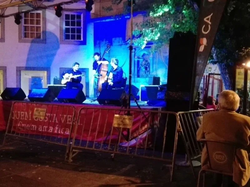 República Caffe Bar