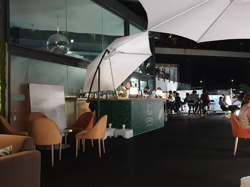 Cais Club & Lounge