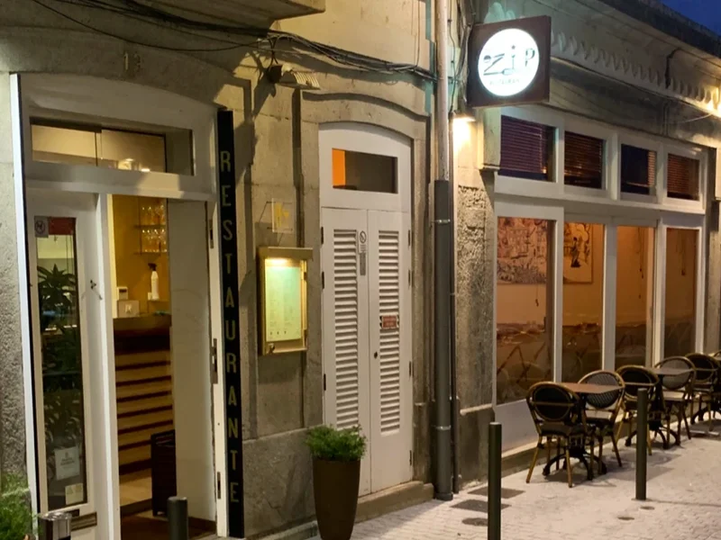 ZIP ZIP Restaurante & Bar