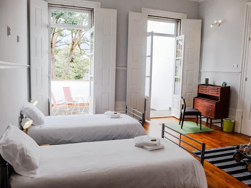 Dona Emília - Casa de Hóspedes | Guest House