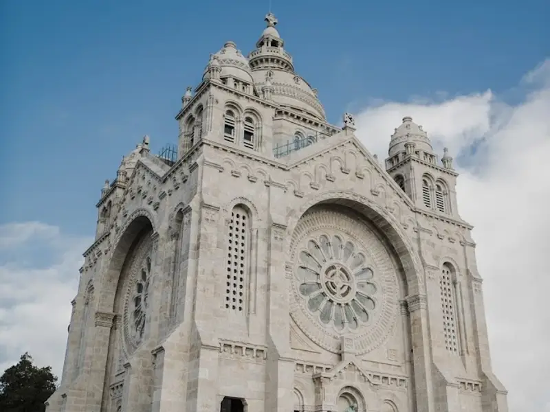 Santuário do Sagrado Coração de Jesus / Monte de Santa Luzia