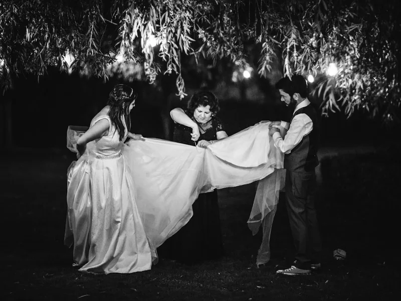 menino conhece menina