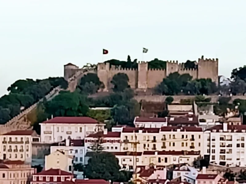 Lisbon táxi, airport, transfers. Creditcard