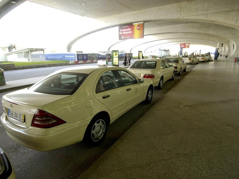 Táxis Porto Hosp. Magalhães Lemos