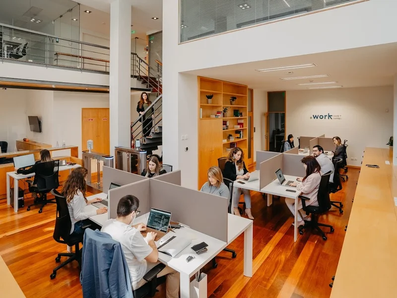 Dot Work - Coworking em V.N.Gaia