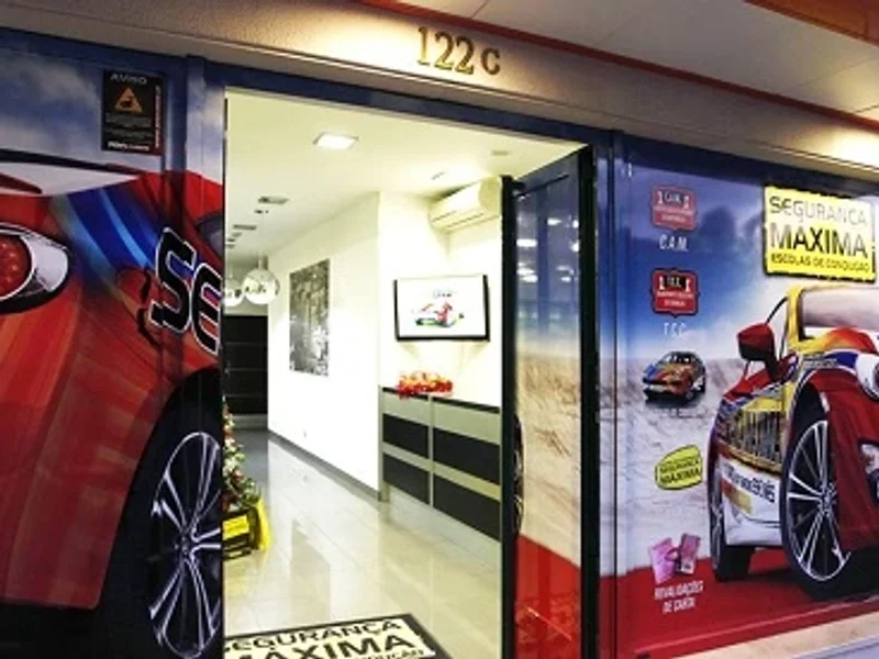 Escola de Condução SkyPrestige