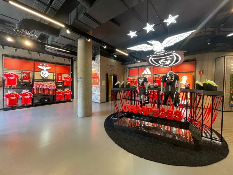 Adidas Store Lisbon, Sport Lisboa e Benfica