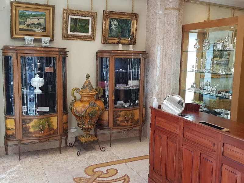 Artes D'Ontem - Antiguidades E Decoração, Lda.