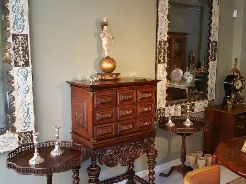 Antiguidades Gonçalo Ferreira Marques