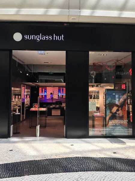 Sunglass Hut