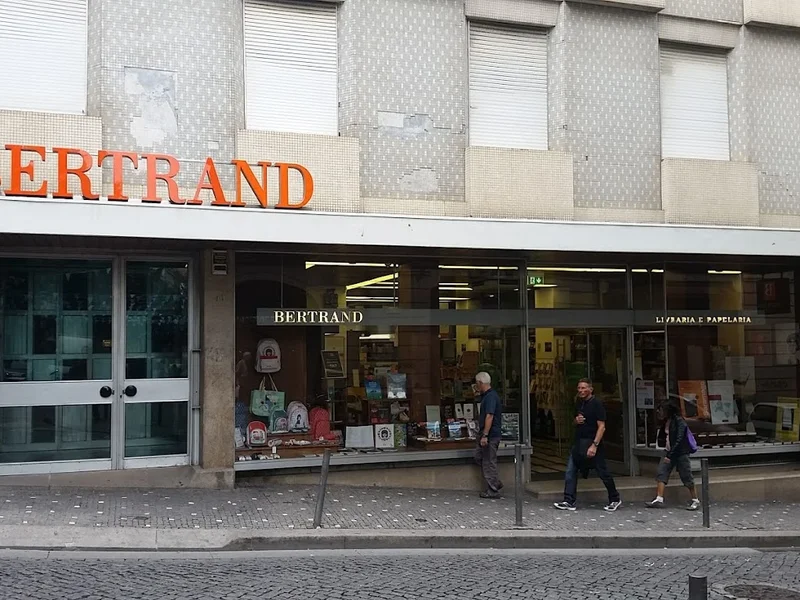 Livraria Bertrand - Rua da Fábrica