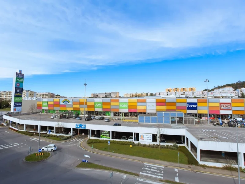 Braga Retail Center