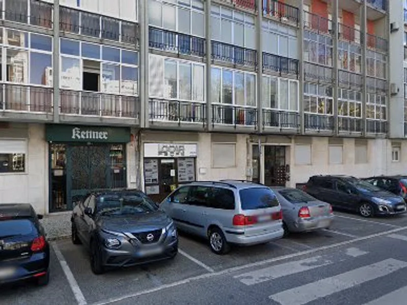 Locar Peças
