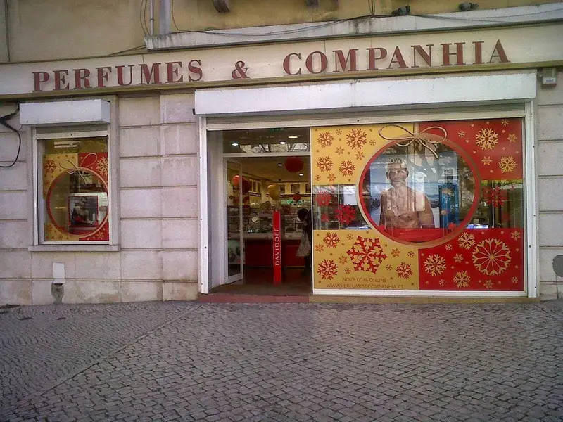 Perfumes & Companhia - Av. Guerra Junqueiro