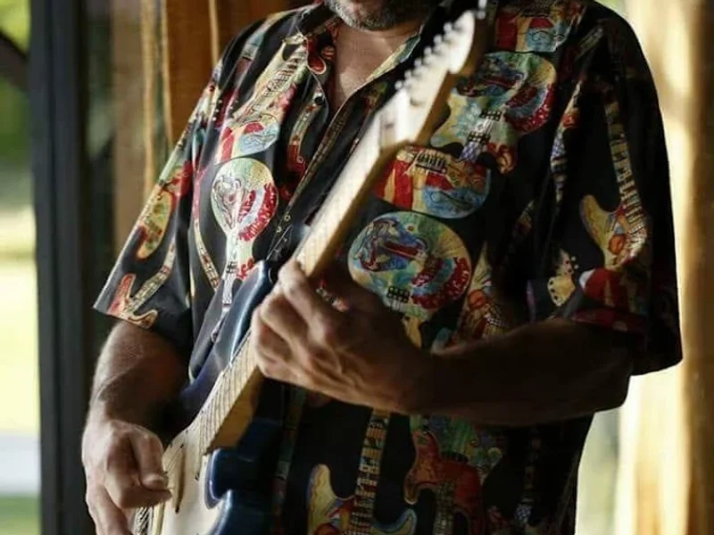 Martin Bar Live Music