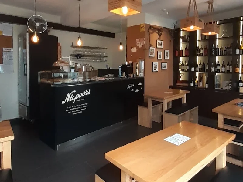 A Copo wine e tapas