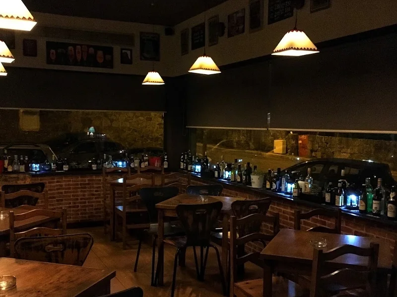 The Rick's - Gins • Cocktails • Tapas