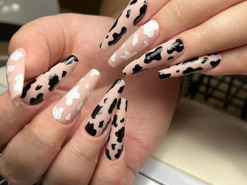 Salvian Studio | Tatuador • Pestanas