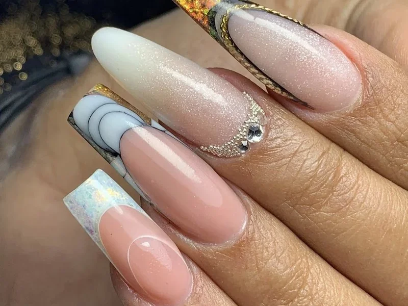 Tainara Unhas em gel e acrílico nail designer