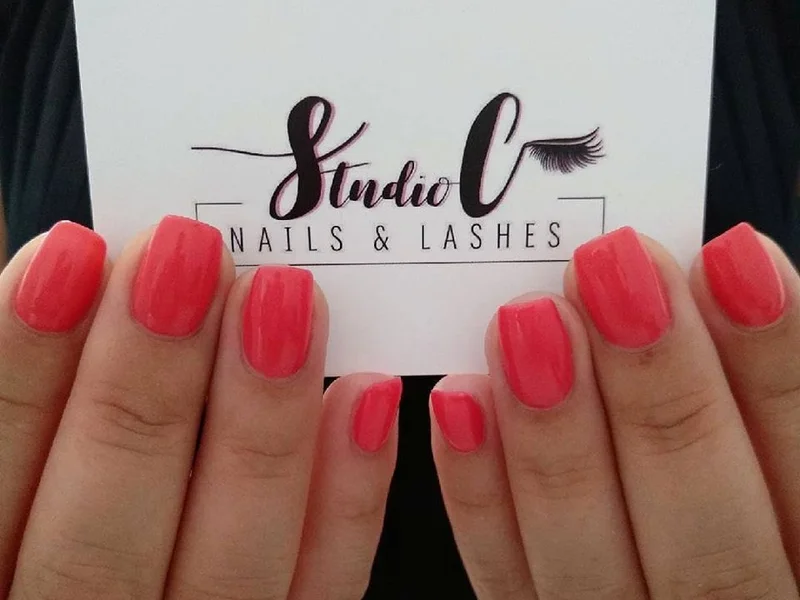 StudioC - Nails & Lashes