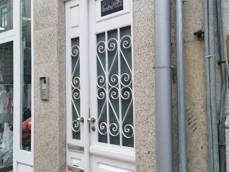 Genuine Tantric - Massagens no Porto