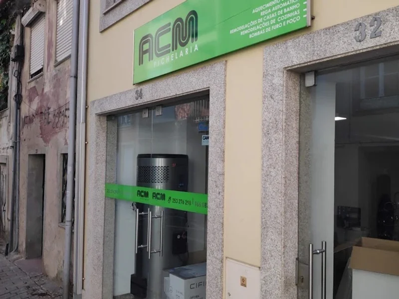 PICHELARIA MACHADO DE AMANCIO COELHO MACHADO