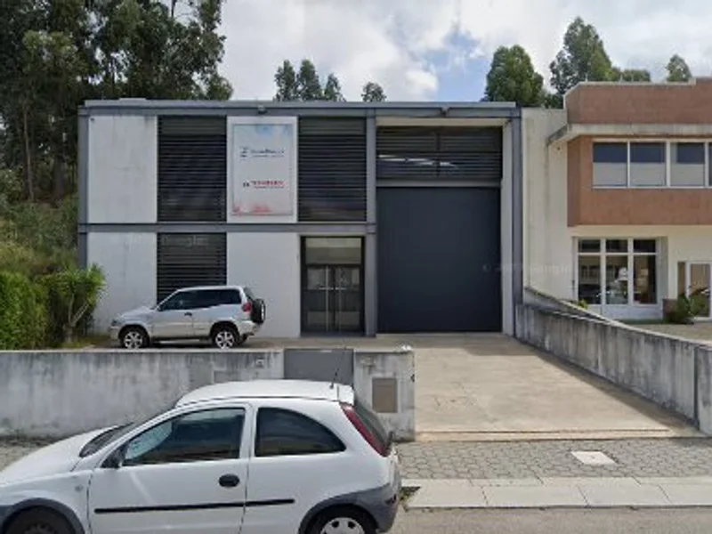 Cristaltécnica-material E Montagem Eléctricas Lda
