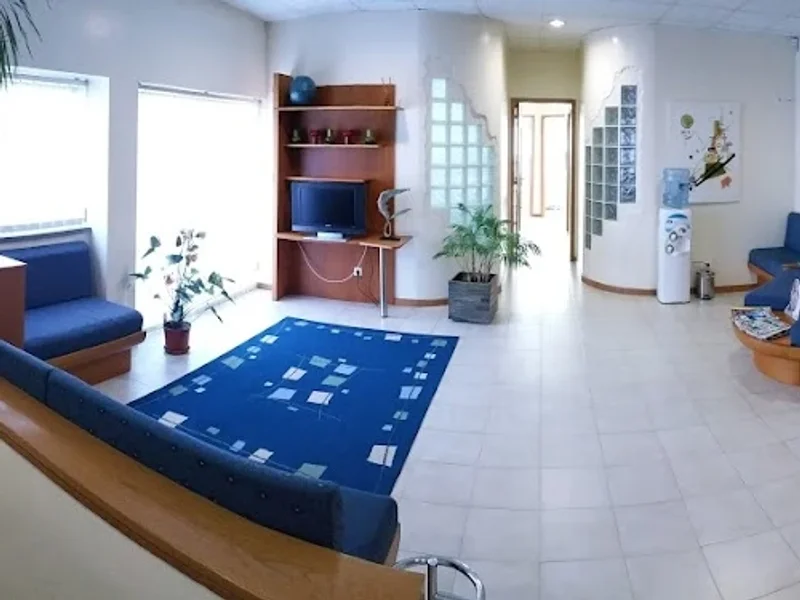 Clínica Dentária Dra. Lourdes Veríssimo.