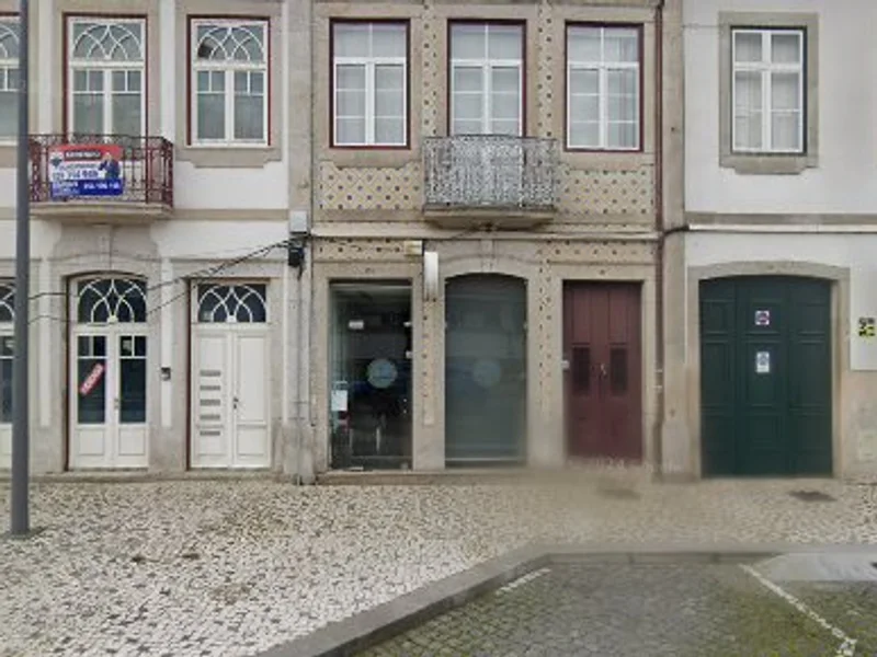 Clínica Praça Do Comércio Lda