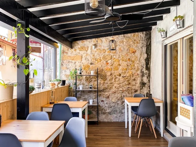 OAK Food, Beer & Wine