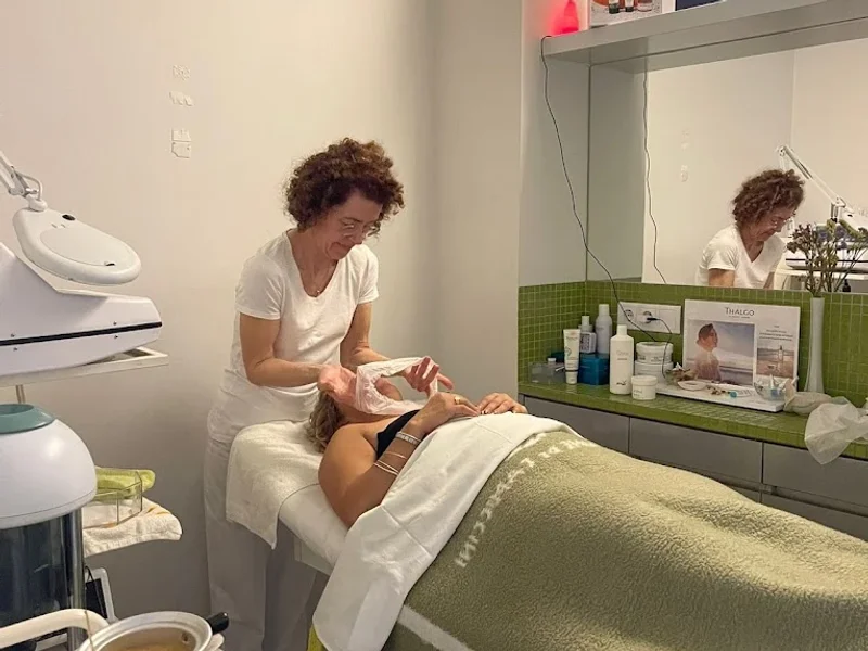 Candida Teixeira Estética Profissional Unipessoal Lda.