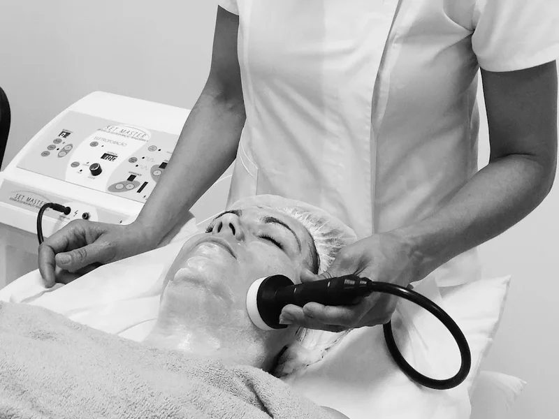 Rô Advanced - Clínica de Estética, Tratamentos, Terapias Alternativas, Beleza e Saúde