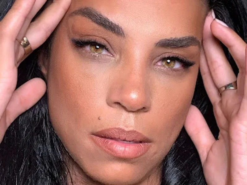 Ewellin Jordão | Extensão de Pestanas em Coimbra | Maquilhagem Profissional