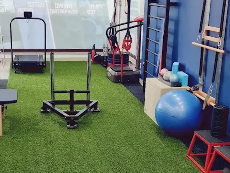PHISIO ATHLETIC - Excelência em Fisioterapia, Pilates, Osteopatia e Treino Personalizado para Atletas