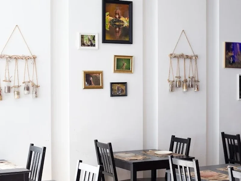 The Den - Uma experiência à base de plantas