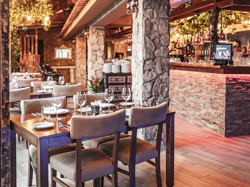 Latina Grill - Cascais Steakhouse